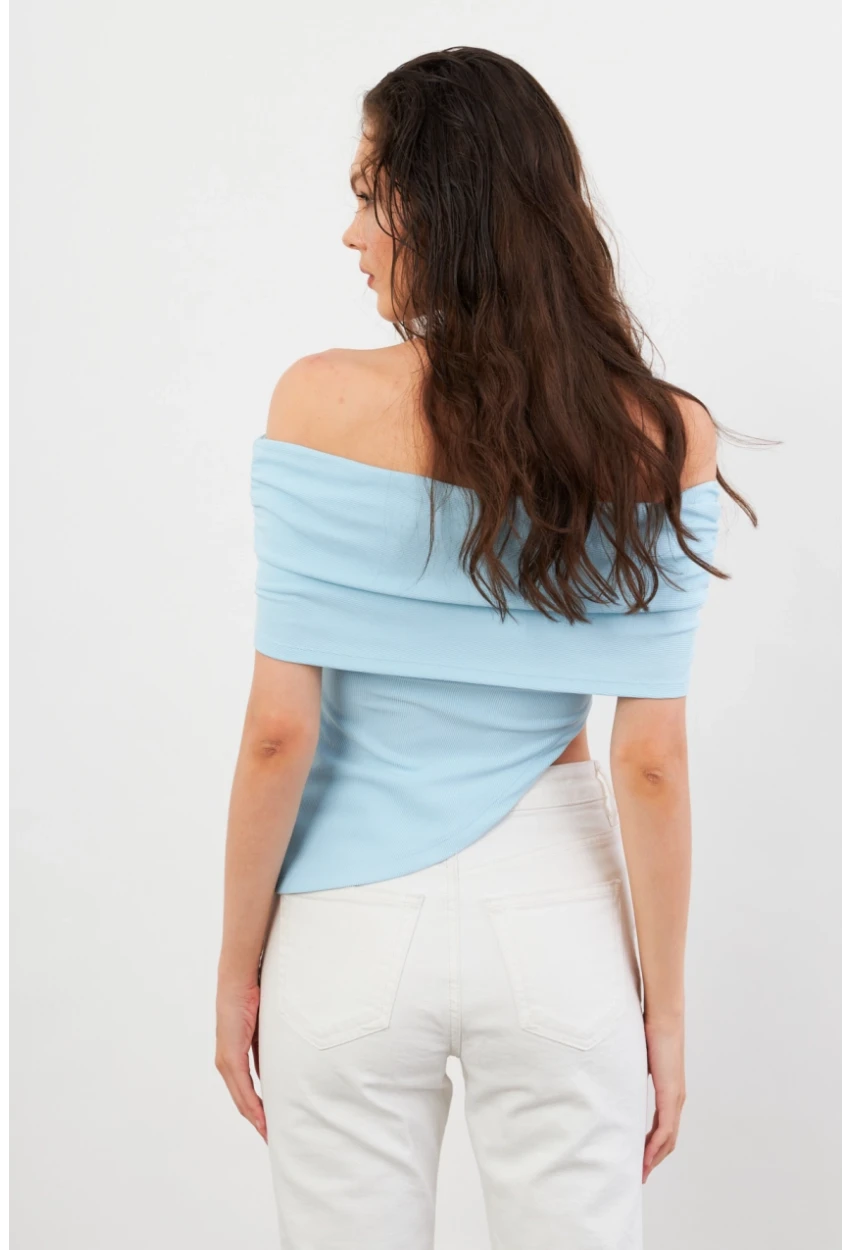 Kadın Mavi Asimetrik Madonna Yaka Bluz OPS4251
