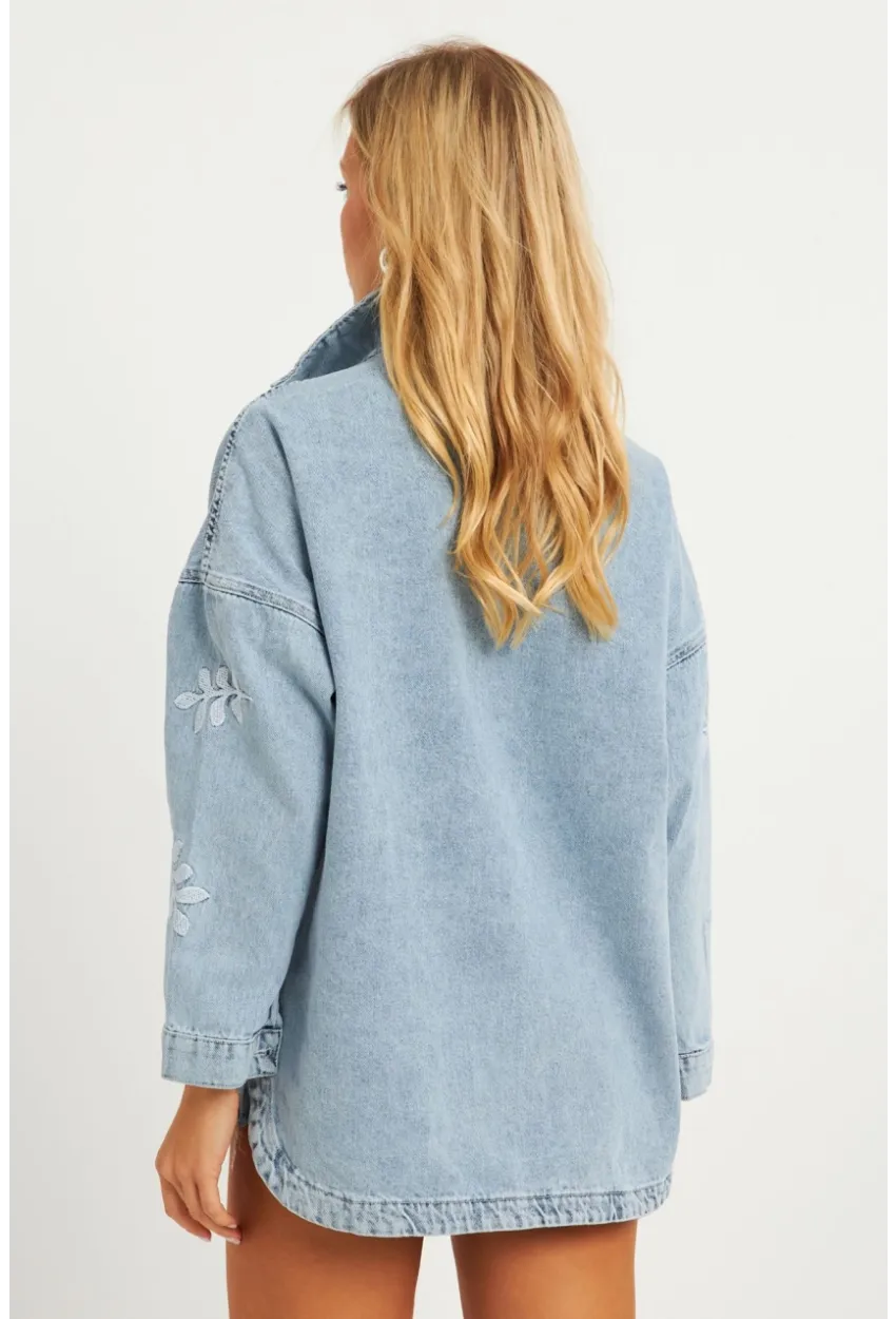 Kadın Mavi Nakışlı Denim Ceket İS248