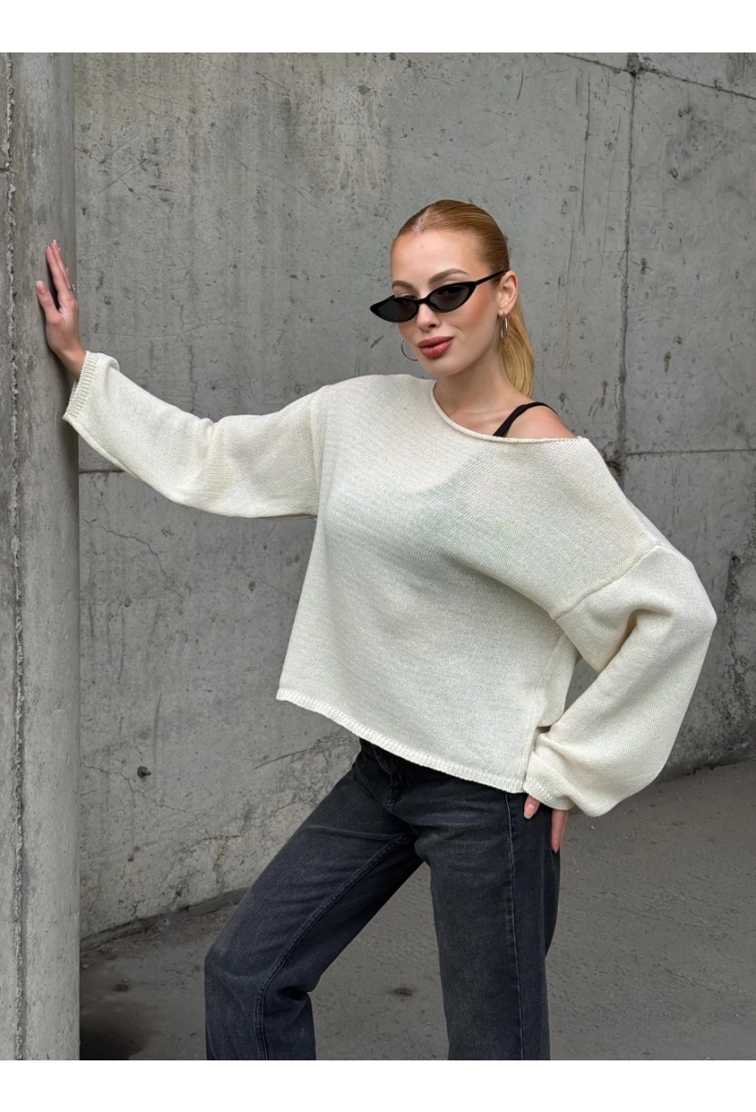 Kadın Omuz Açık Salaş Triko Kazak