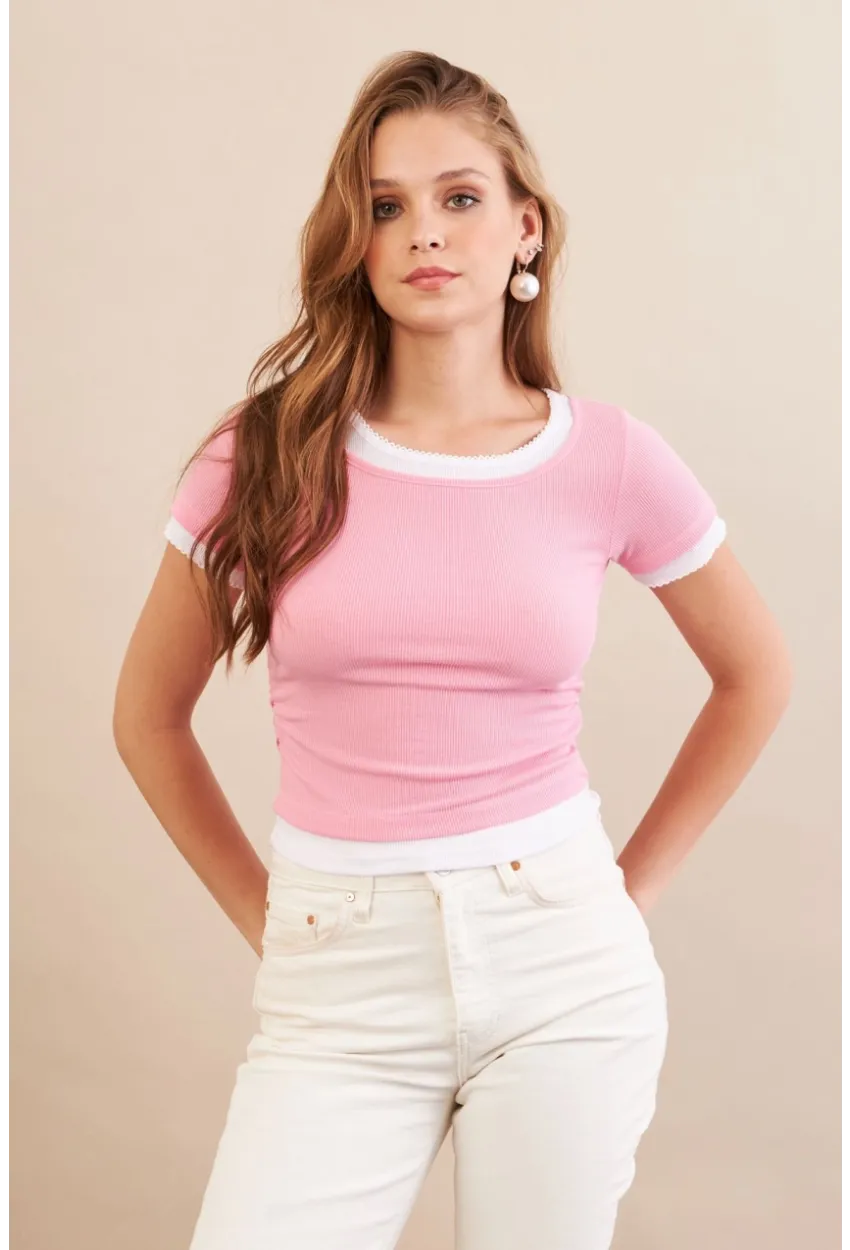 Kadın Pembe Büzgülü Beyaz Garnili Bluz MX9465