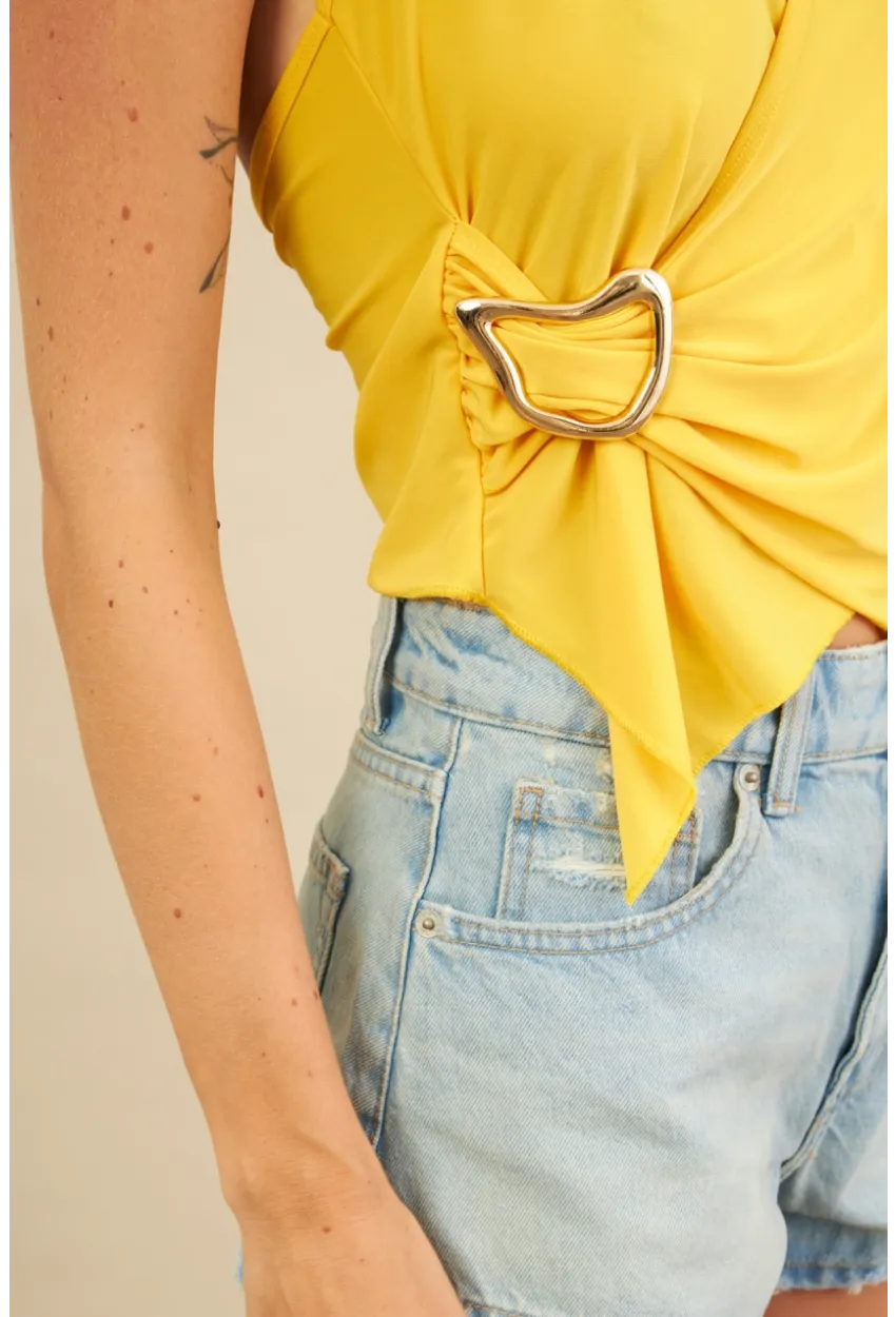 Kadın Sarı Tokalı Asimetrik Crop Bluz AN8134