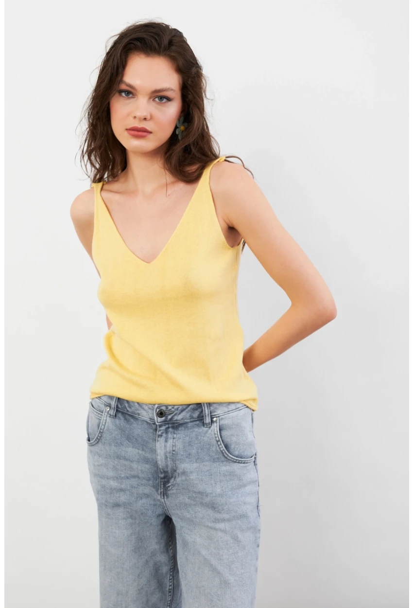 Kadın Sarı V Yaka Triko Bluz KZ546