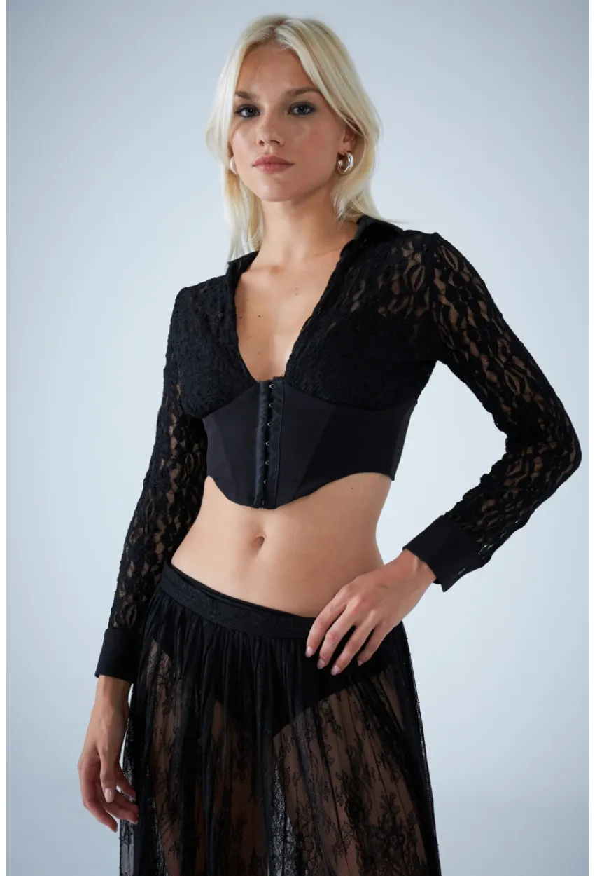 Kadın Siyah Ağraf Kapamalı Gloplu Dantel Bluz HO59