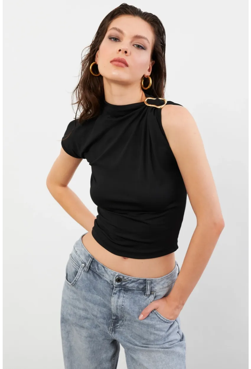 Kadın Siyah Aksesuarlı Bluz EY3129