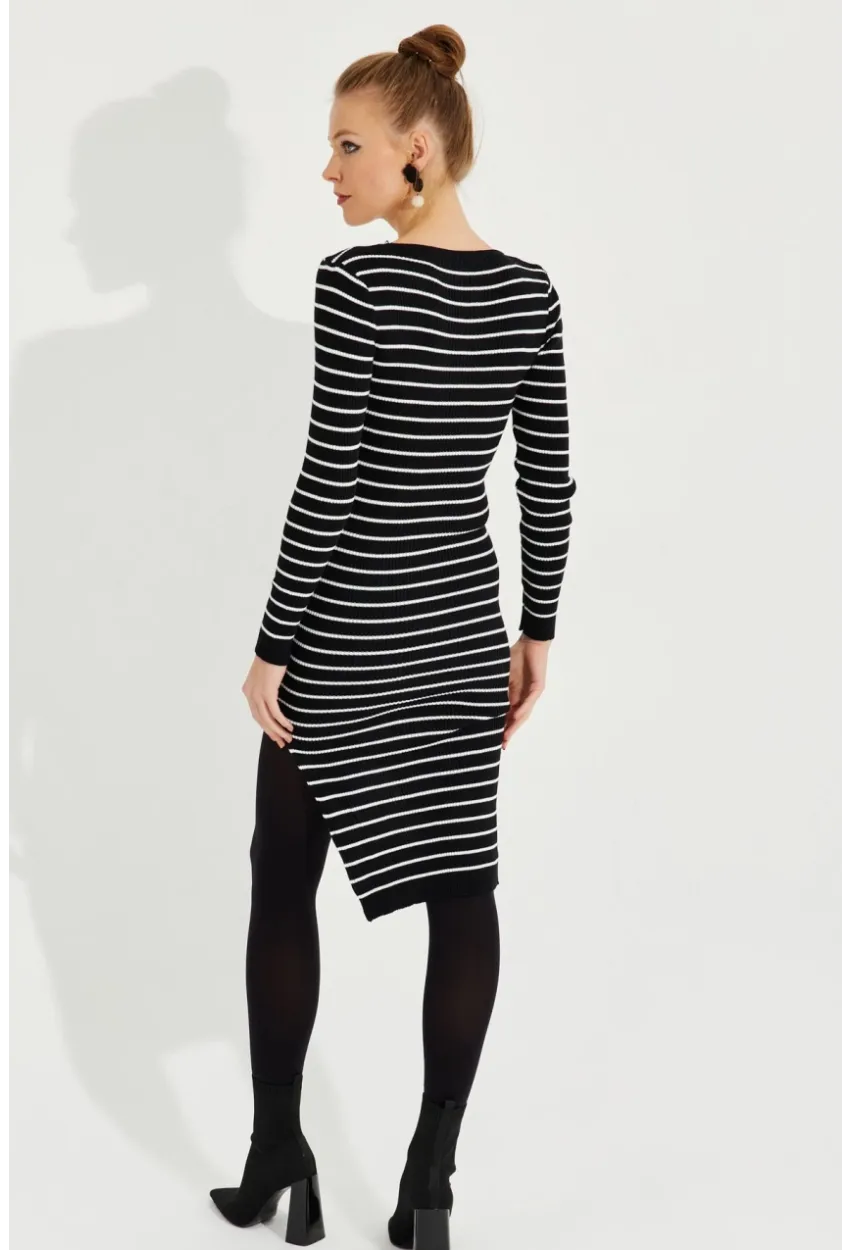 Kadın Siyah Asimetrik Çizgili Triko Elbise SF2517