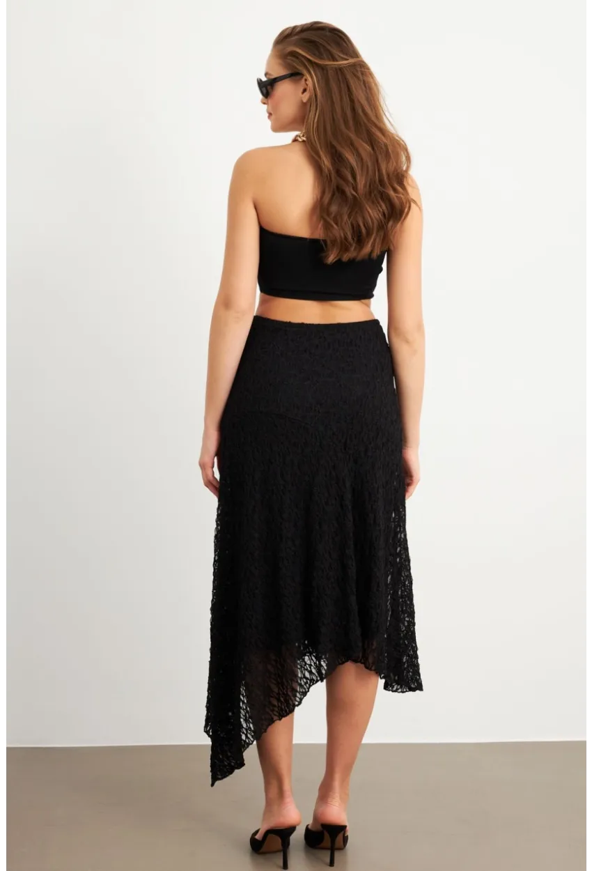 Kadın Siyah Asimetrik Dantel Midi Etek ZH357