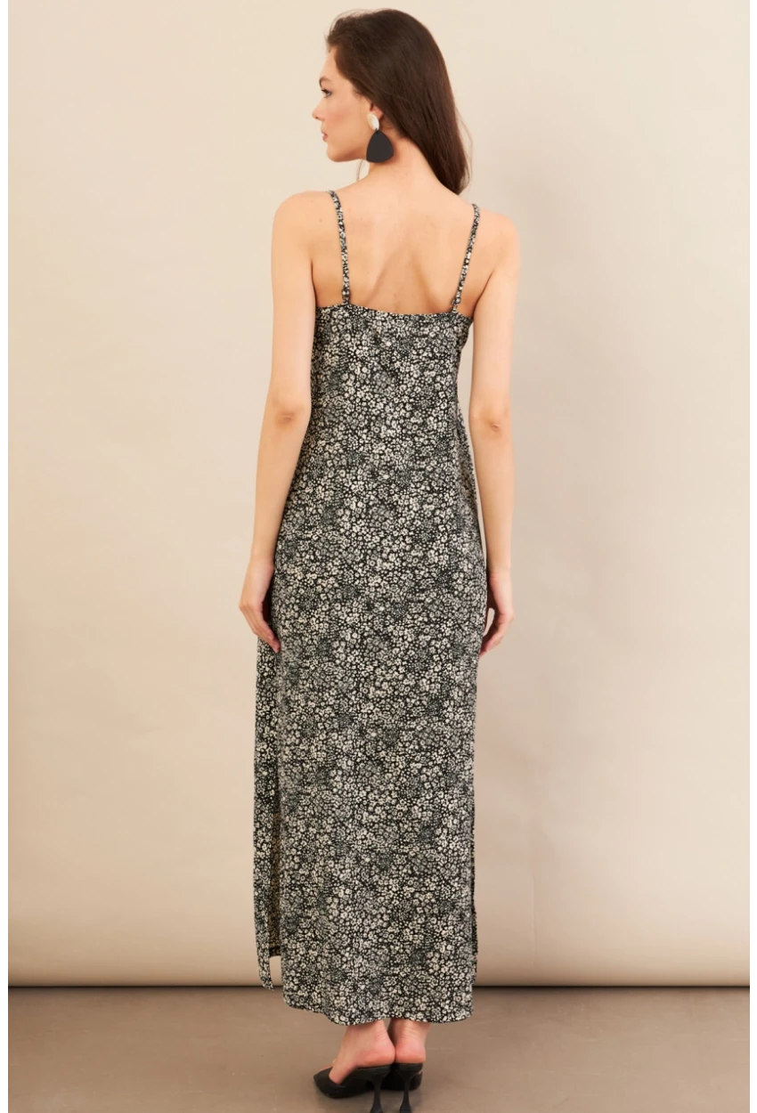 Kadın Siyah Askılı Desenli Krinkıl Midi Elbise AYD413