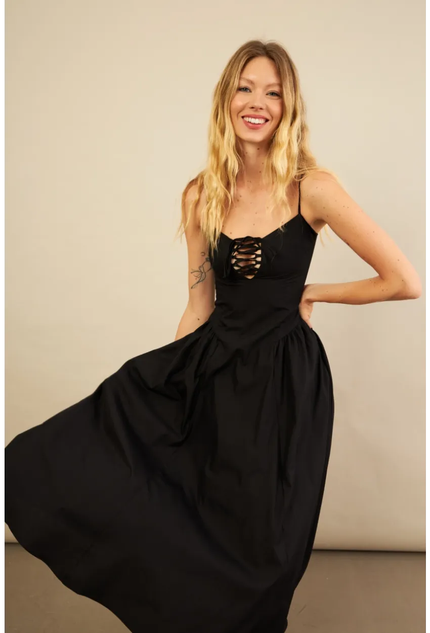 Kadın Siyah Askılı Detaylı Midi Elbise YEL221653