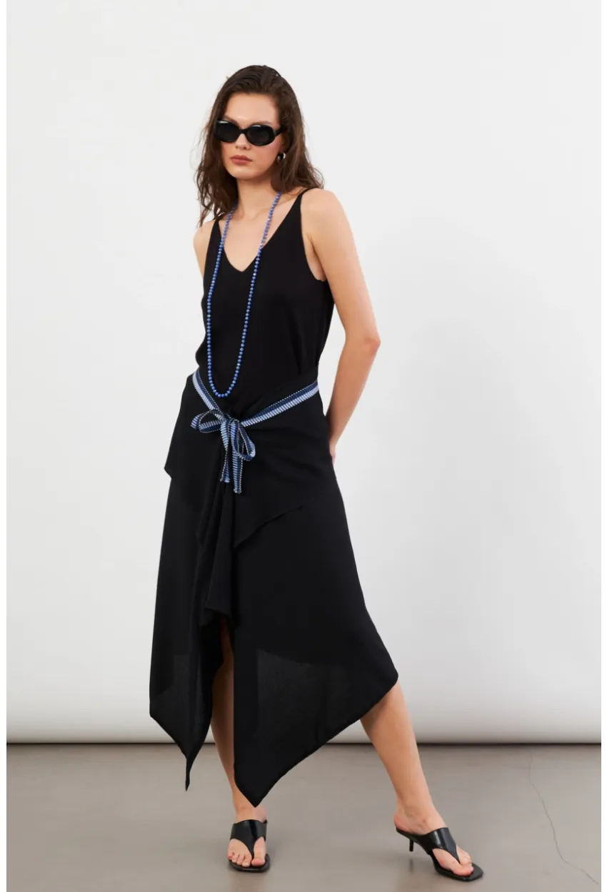 Kadın Siyah Bağlamalı Anvelop Midi Etek EY3131