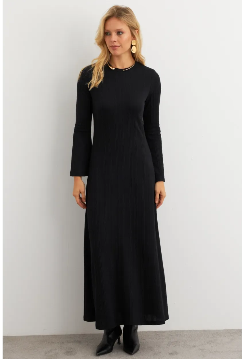 Kadın Siyah Basic Maxi Elbise COL30
