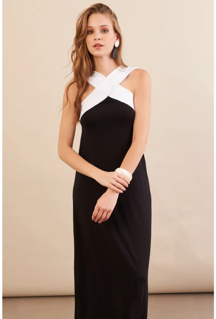 Kadın Siyah-Beyaz Çapraz Askılı Kontrast Midi Elbise EY3116