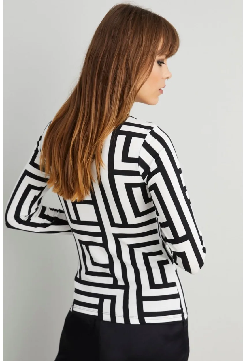 Kadın Siyah-Beyaz Yarım Balıkçı Desenli Bluz LPP1147