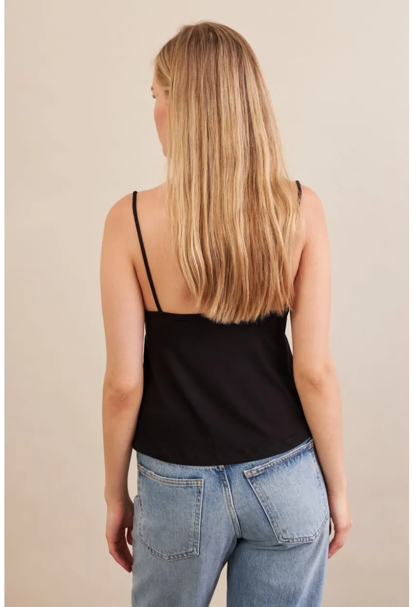 Kadın Siyah Büzgülü Asimetrik Bluz ZH172