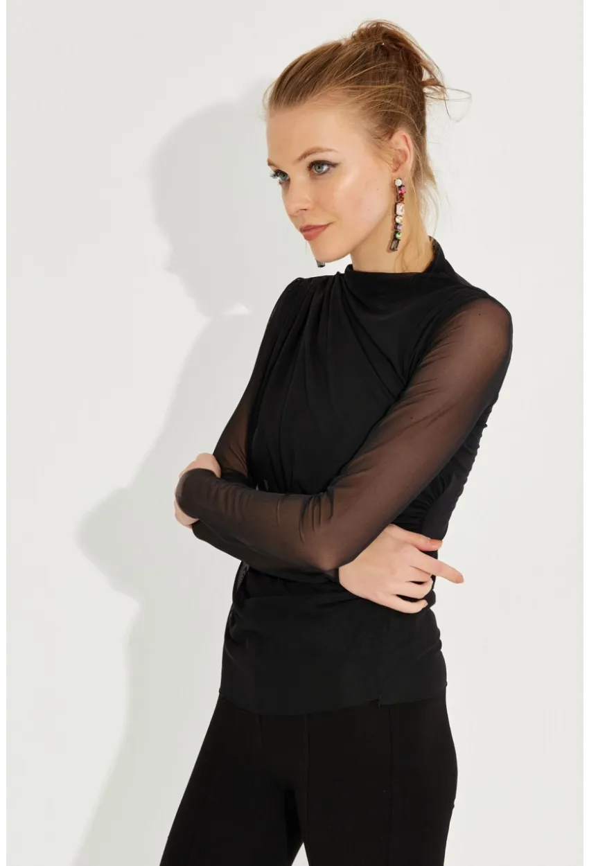 Kadın Siyah Büzgülü Drapeli Tül Bluz LPP1244
