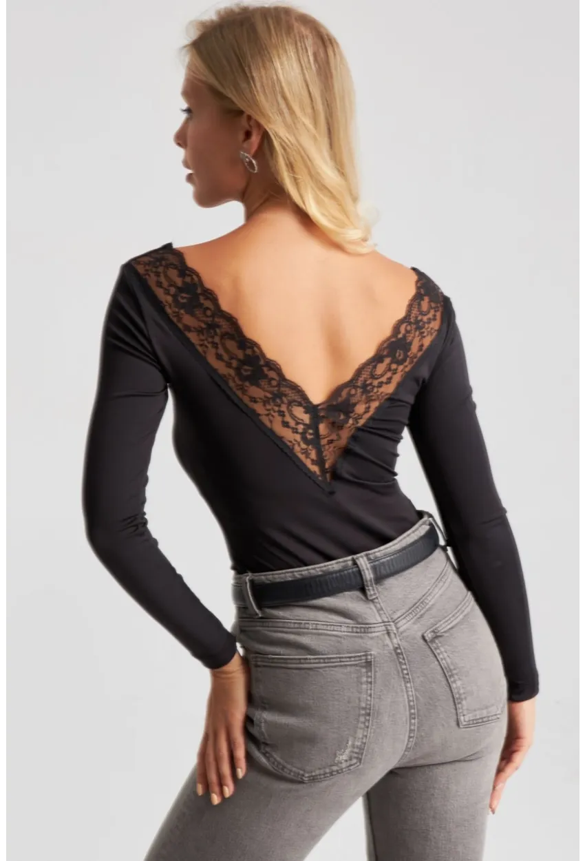 Kadın Siyah Dantel Detaylı V Yaka Bluz EY2672