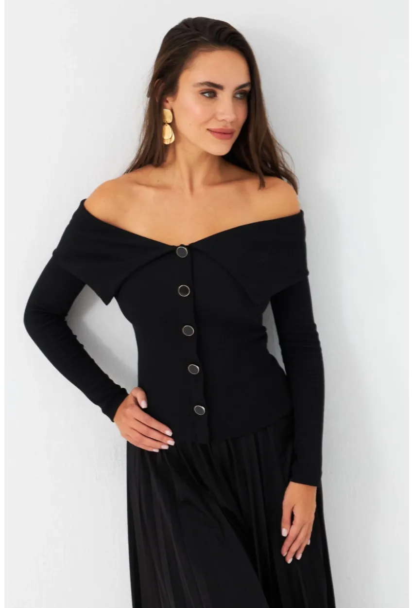 Kadın Siyah Düğme Detaylı Kaşkorse Bluz EY2985