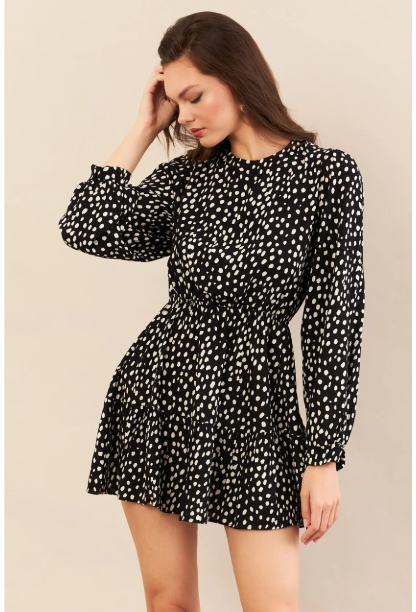 Kadın Siyah-Ekru Sırtı Açık Puantiyeli Mini Elbise BTY107