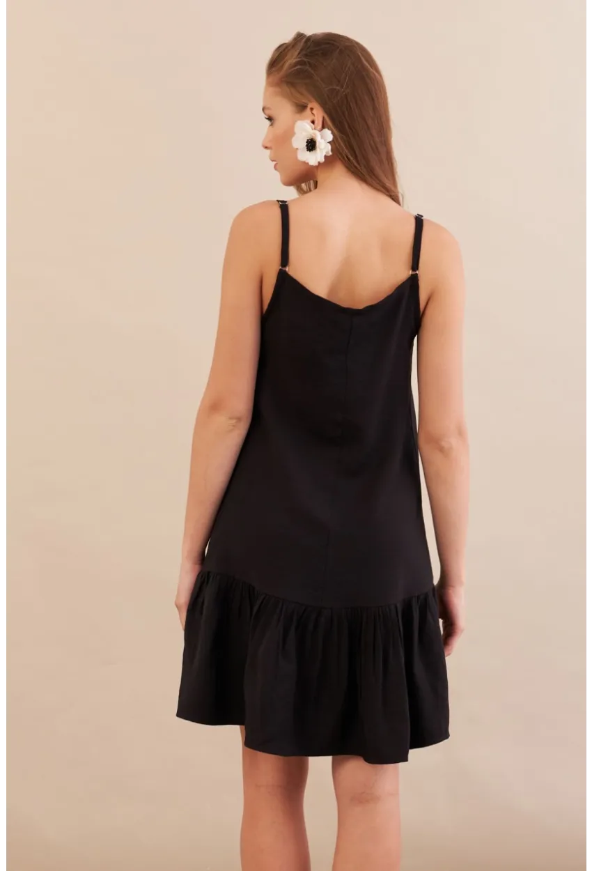 Kadın Siyah Eteği Volanlı Askılı Midi Elbise OPS4152