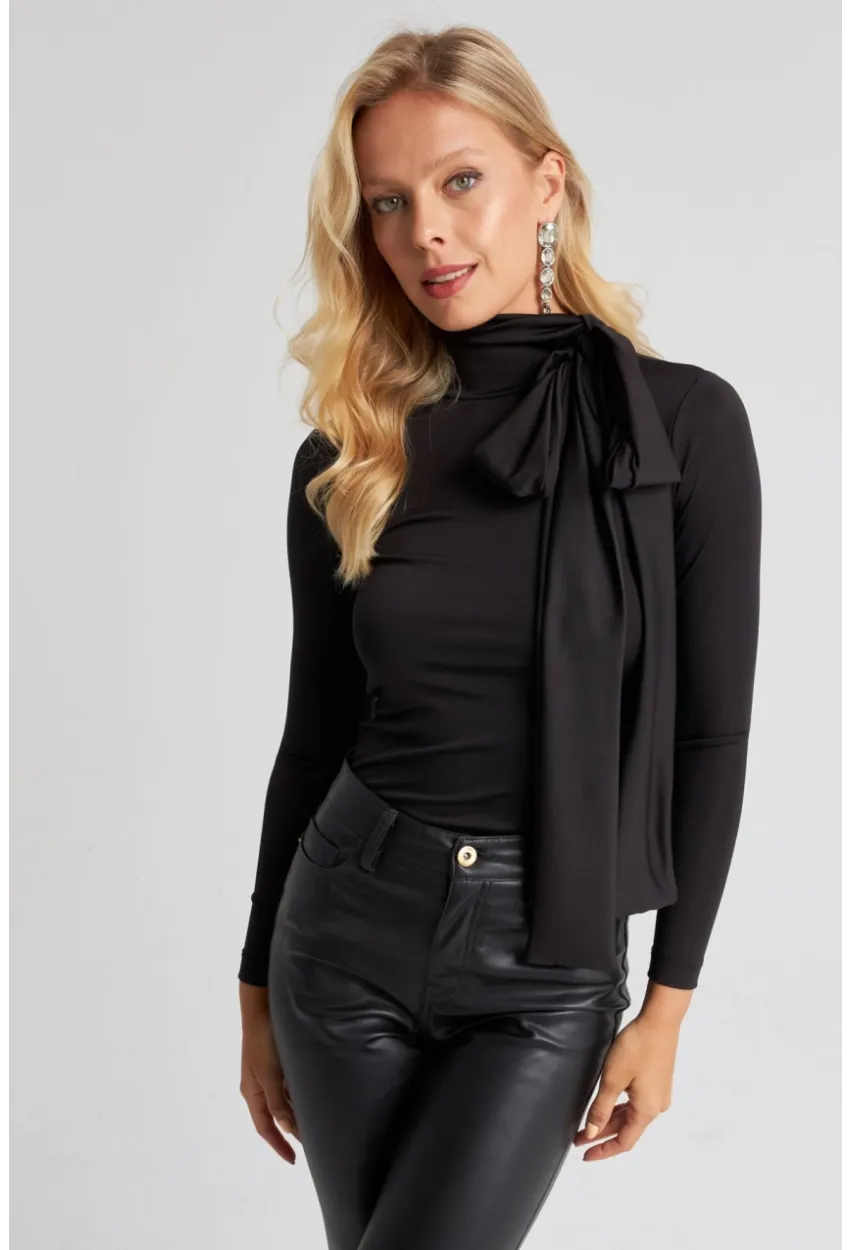 Kadın Siyah Fiyonklu Bluz MEY2670