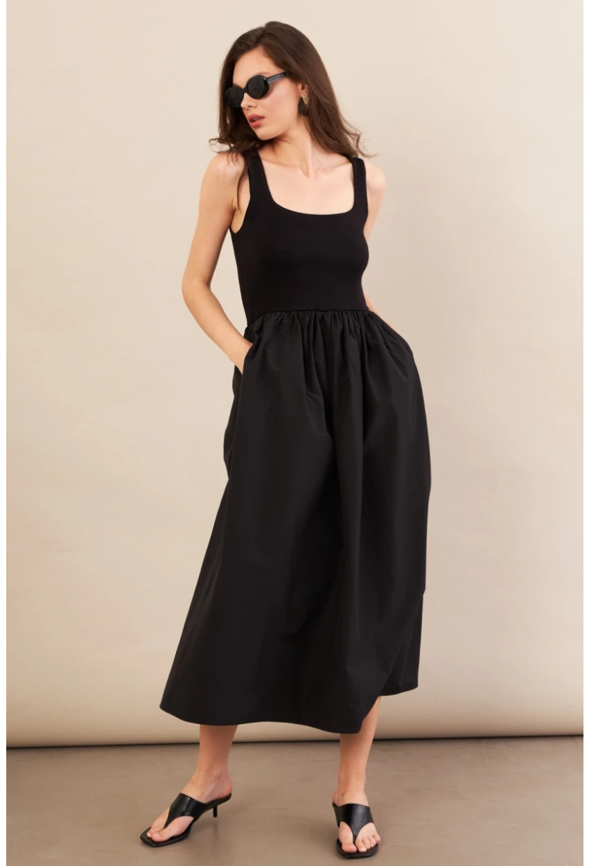 Kadın Siyah Kare Yaka Paraşüt Midi Elbise İRE1460