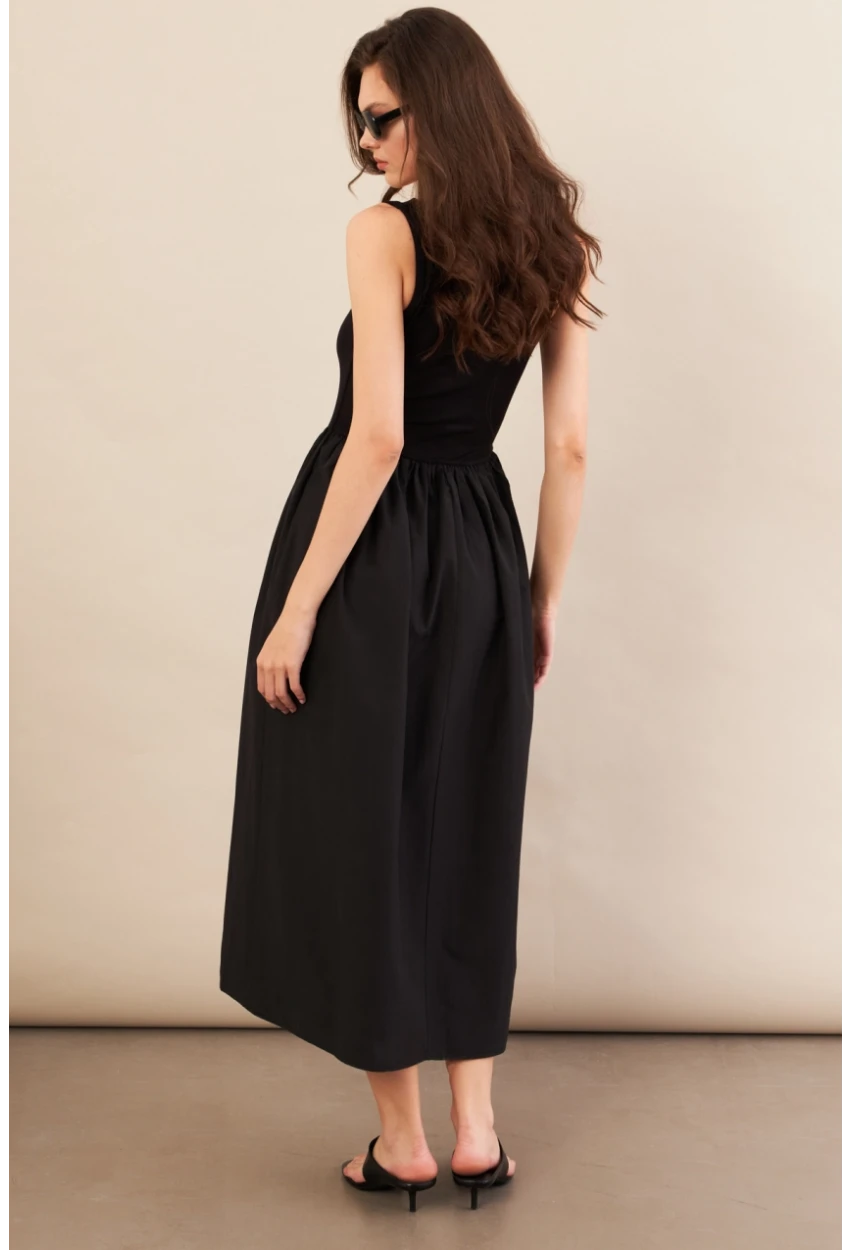 Kadın Siyah Kare Yaka Paraşüt Midi Elbise İRE1460