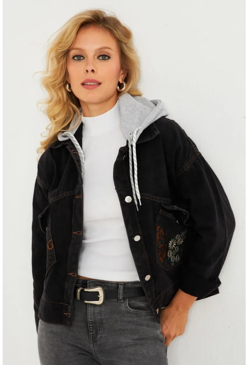 Kadın Siyah Kelebek Nakışlı Kapüşonlu Kot Ceket İS423