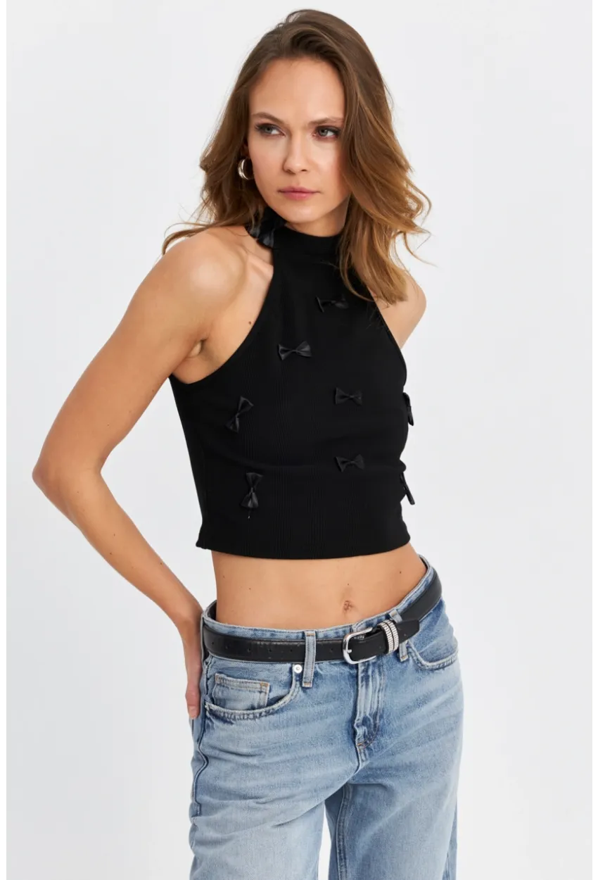 Kadın Siyah Kurdele Detaylı Halter Yaka Bluz MTK13231