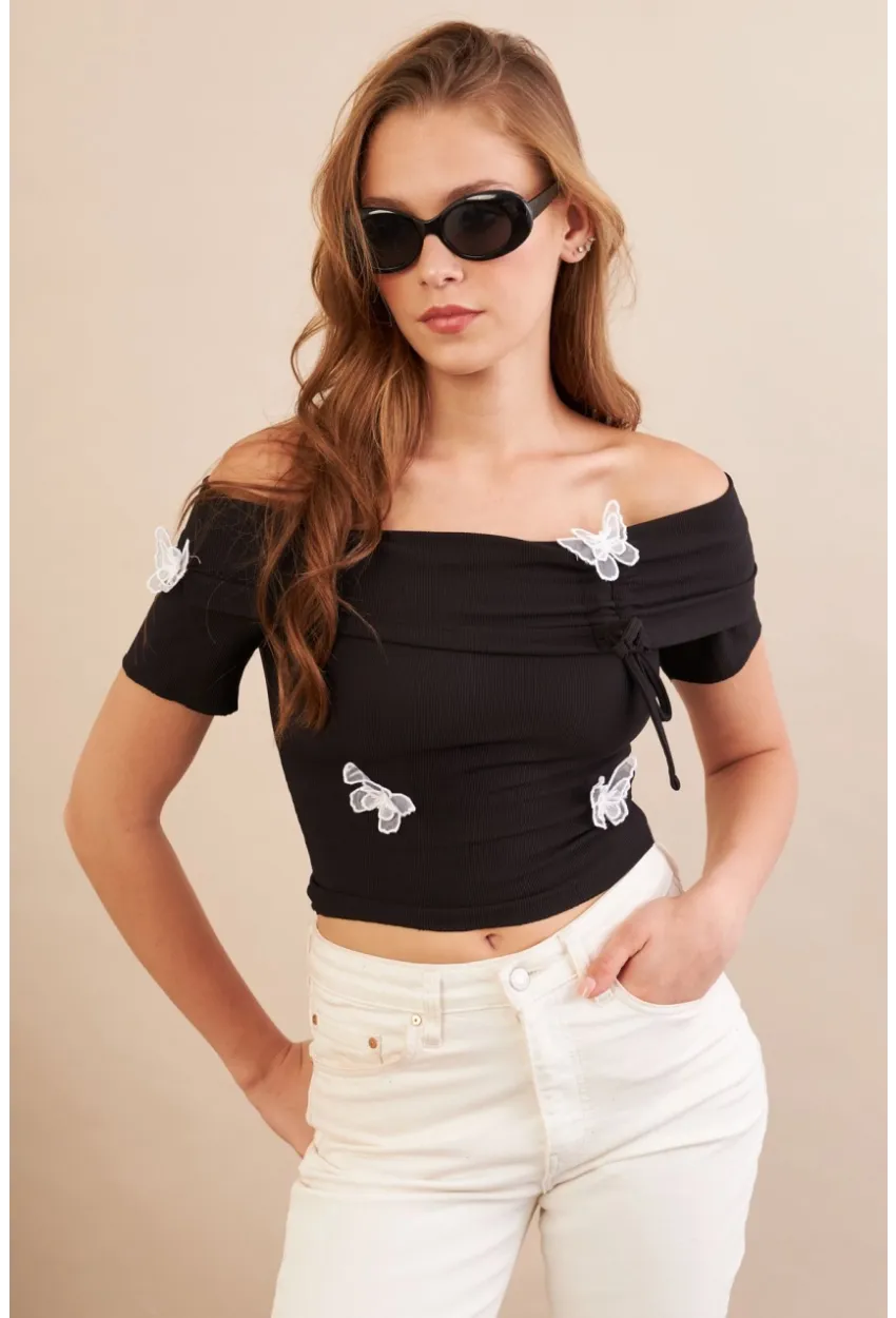 Kadın Siyah Madonna Yaka Kelebek Detaylı Bluz FLU7268