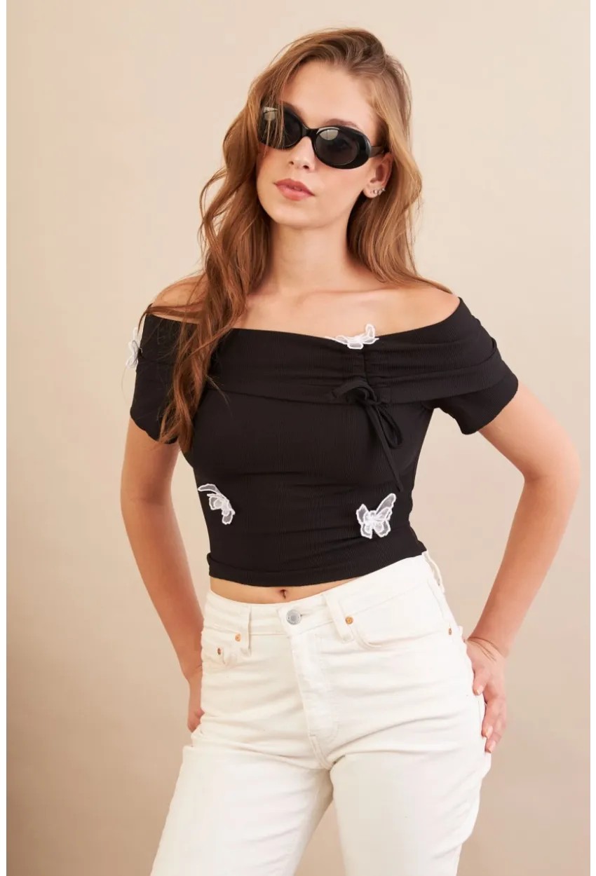 Kadın Siyah Madonna Yaka Kelebek Detaylı Bluz FLU7268