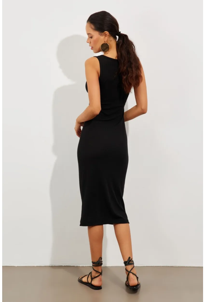 Kadın Siyah Önü Büzgülü Kolsuz Midi Elbise EY2497