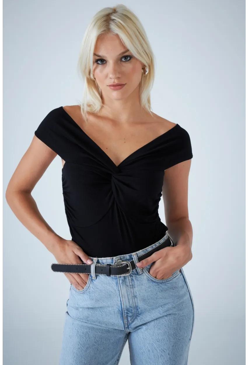 Kadın Siyah Önü Düğümlü Bluz AYD417