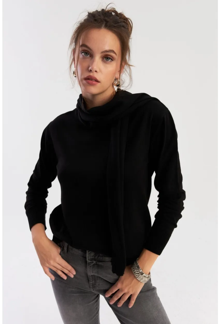 Kadın Siyah Şal Aksesuarlı Triko Bluz YV286