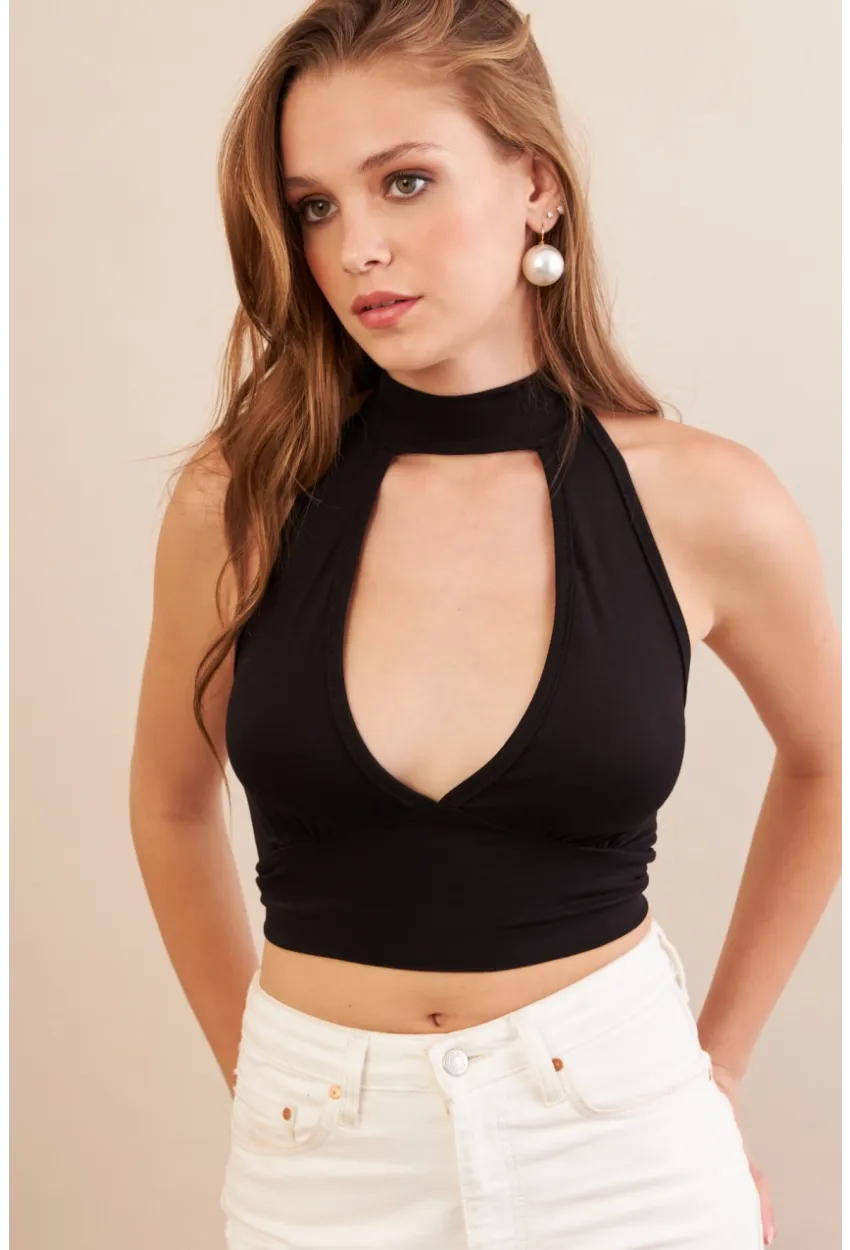 Kadın Siyah Sırt Detaylı Pencereli Crop Bluz EY3108