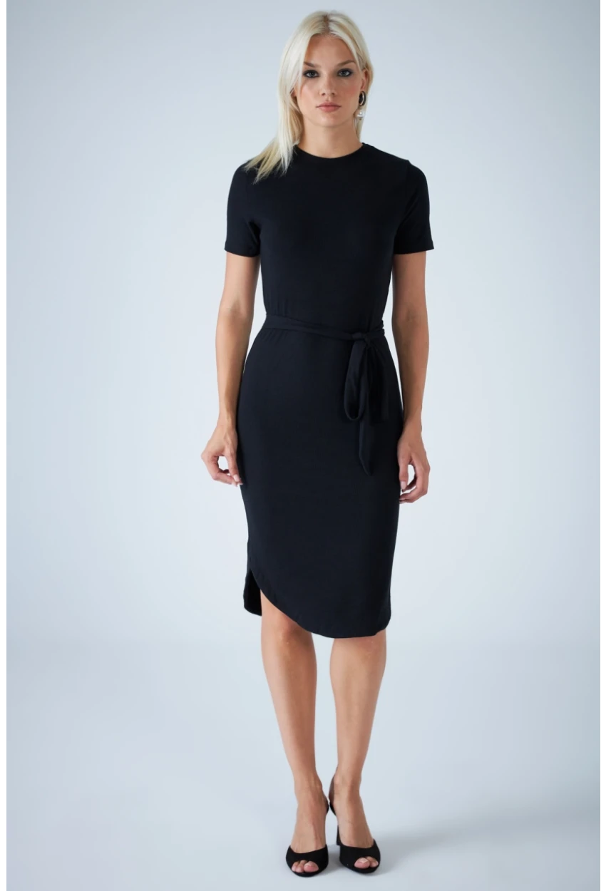 Kadın Siyah Sırt Lastikli Bağlamalı Midi Elbise LPP1316