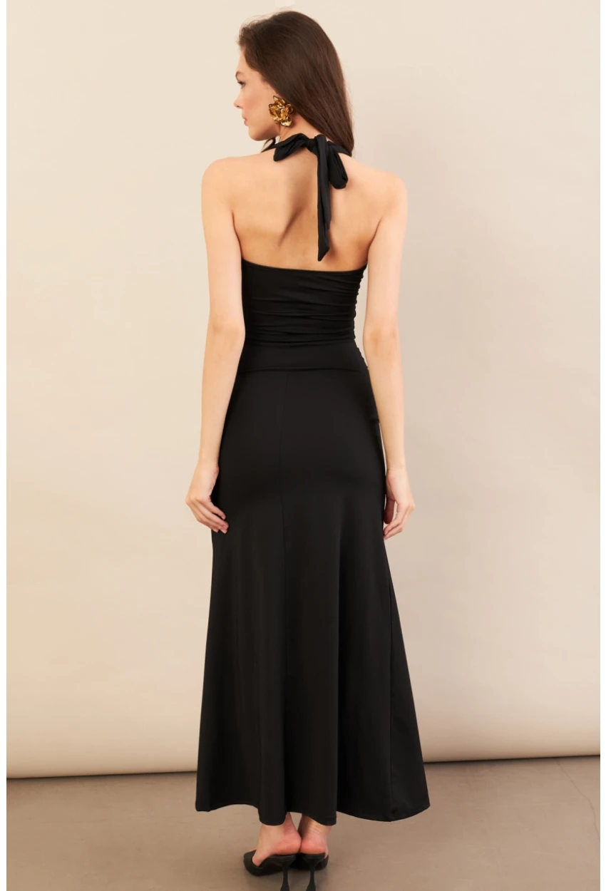 Kadın Siyah Sırtı Açık Boyun Bağlamalı Maxi Elbise DCF061