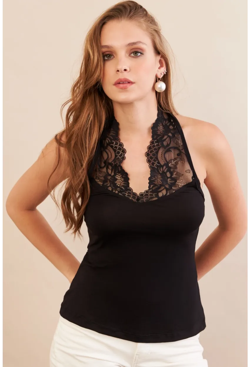 Kadın Siyah Sırtı Açık Dantel Detaylı Bluz EY3117