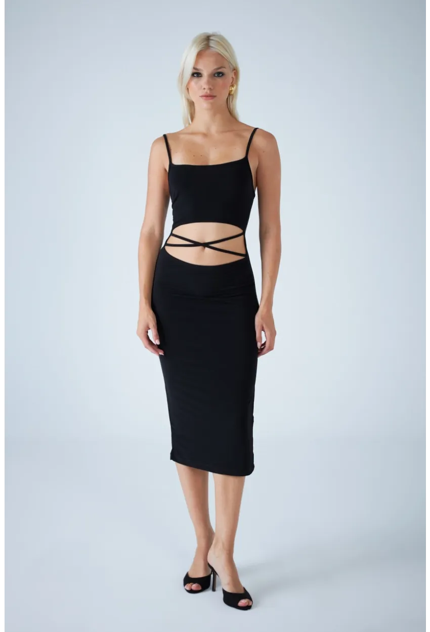 Kadın Siyah Sırtı Açık Pencereli Midi Elbise CEL001