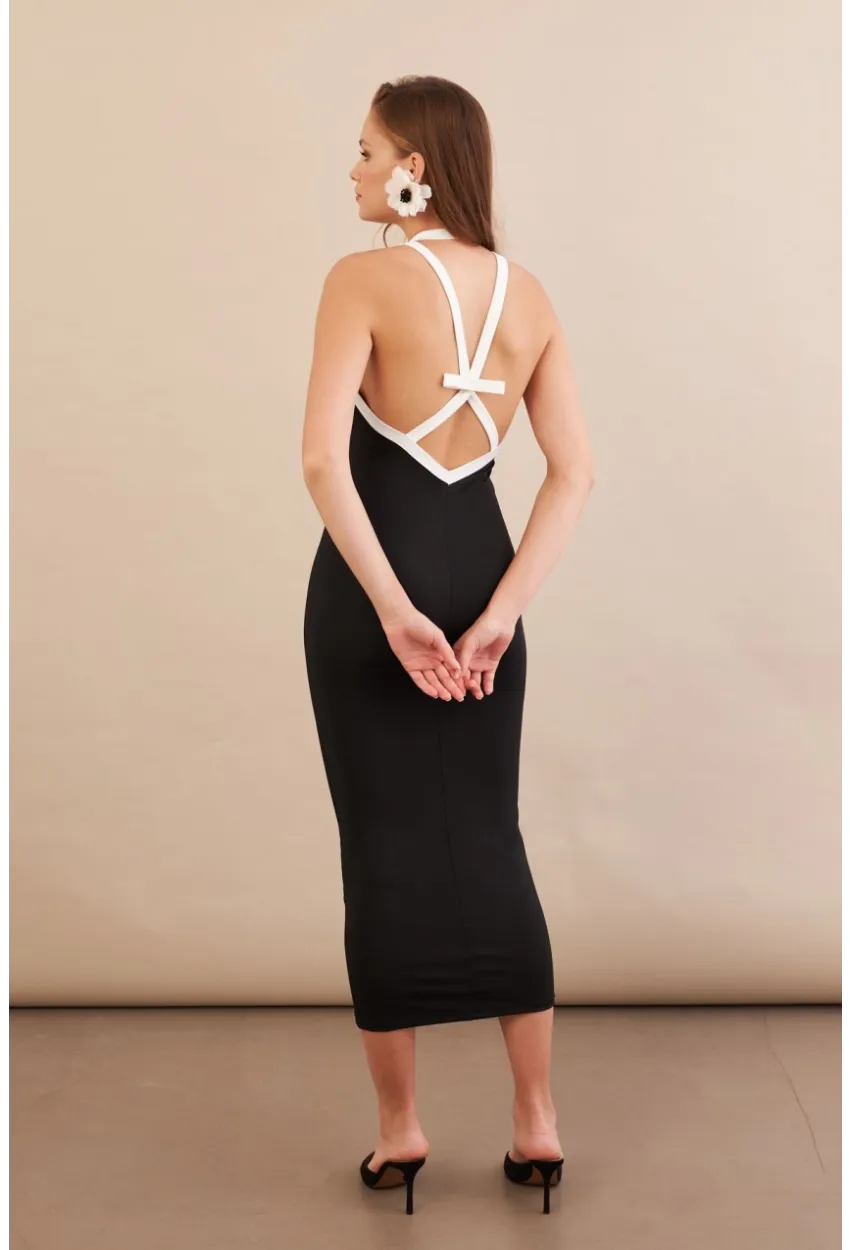 Kadın Siyah Sırtı Çapraz Askılı Midi Elbise AN8126