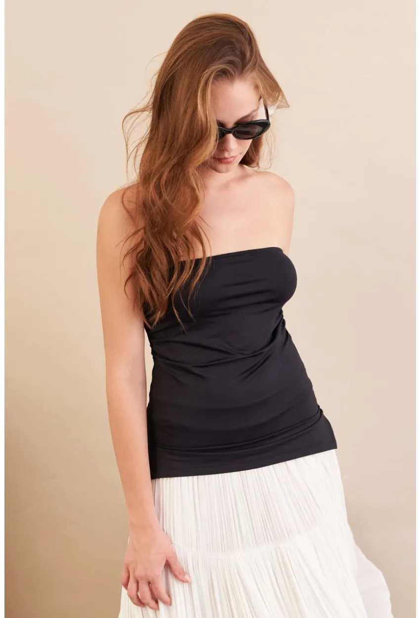 Kadın Siyah Straplez Yanı Yırtmaçlı Bluz MX2006