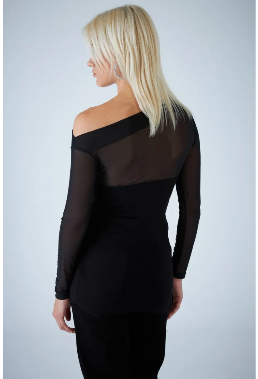 Kadın Siyah Üstü Tül Büzgülü Bluz EY3138