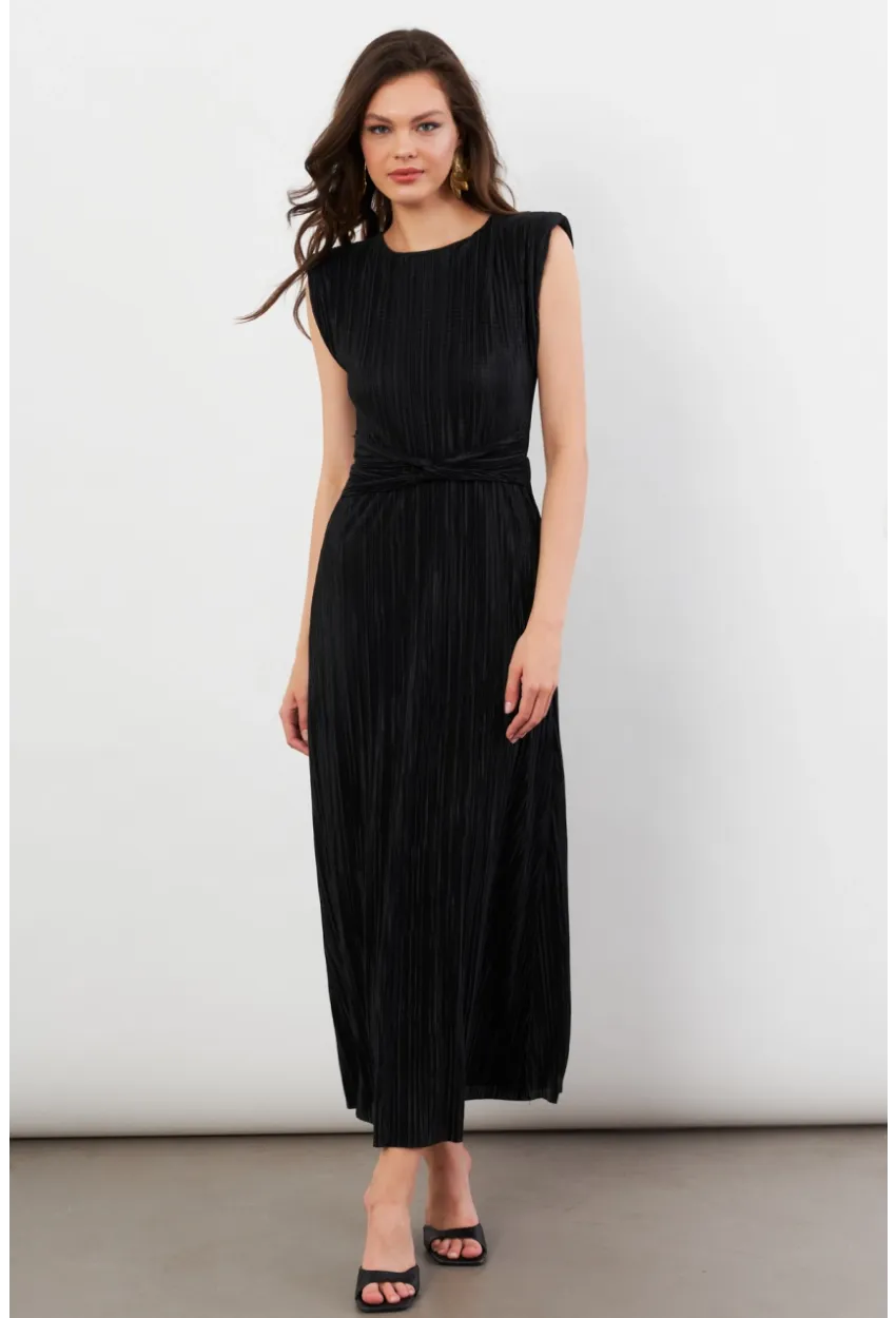 Kadın Siyah Vatkalı Pileli Astarlı Midi Elbise DMR436