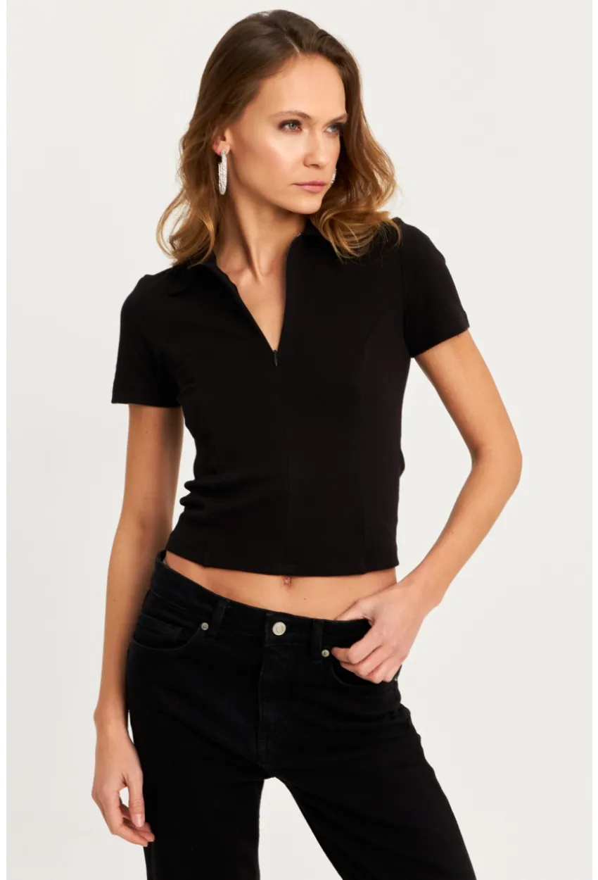 Kadın Siyah Yaka Fermuarlı Bluz RLO95