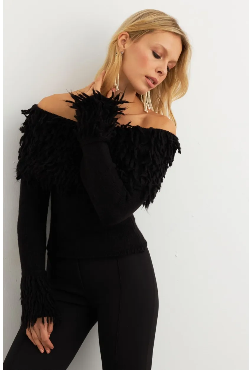 Kadın Siyah Yakası Sakallı Madonna Bluz KZ542