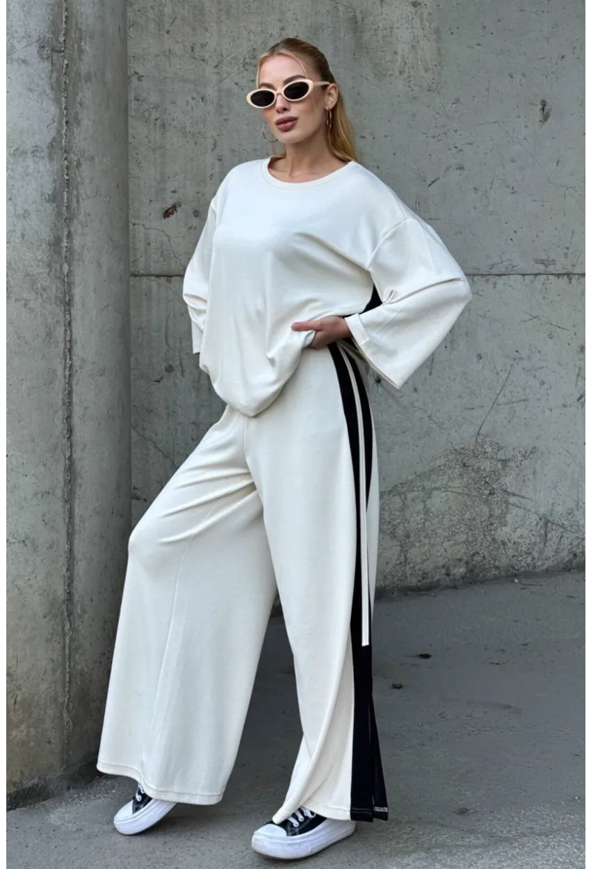 Kadın Yanları Şerit Detay Alt Üst Takım Beyaz