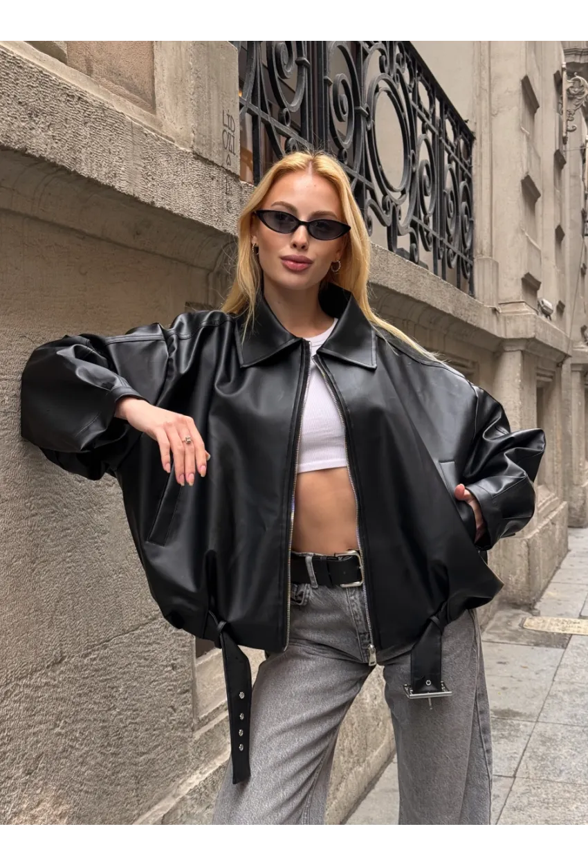 Kemerli Yarasa Kol Deri Ceket
