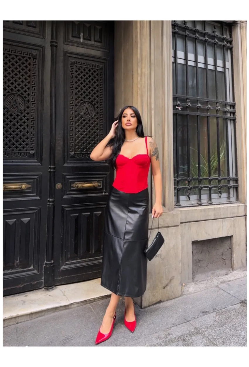 Midi Boy Siyah Deri Etek