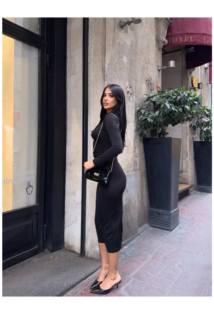 Yaka Detay Sandy Kumaş Elbise Siyah