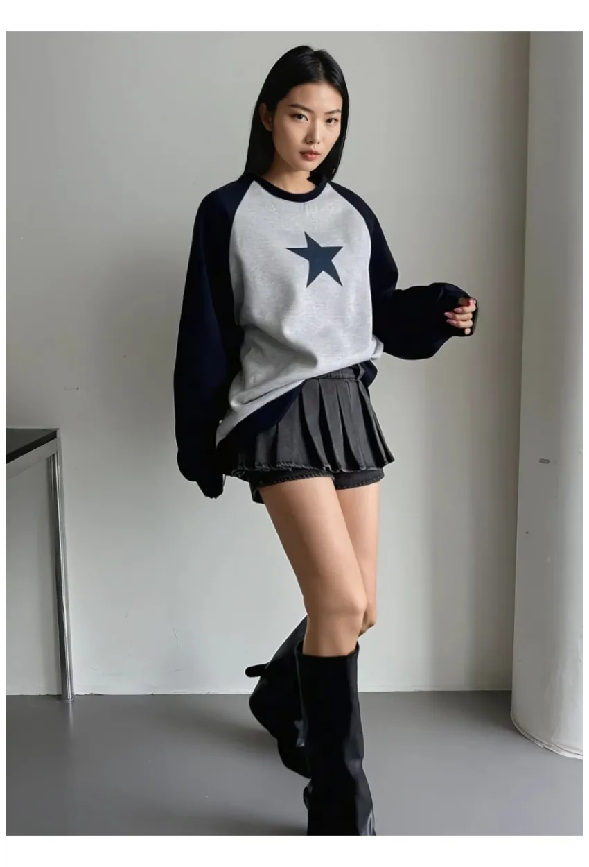 Yıldız Desenli Bloklu Oversize Sweatshirt