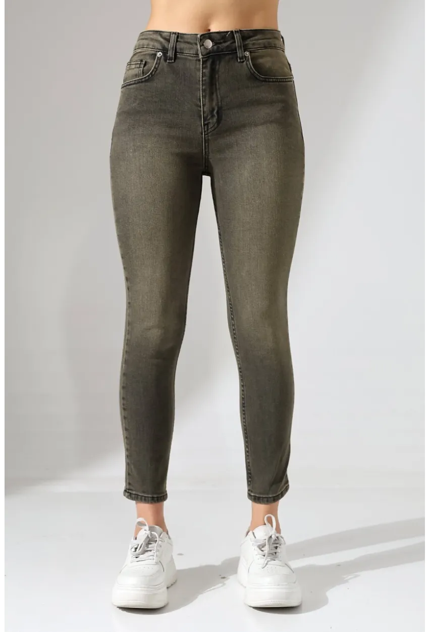 Yüksek Bel Dar Paça Yıkamalı Kadın Jean Haki