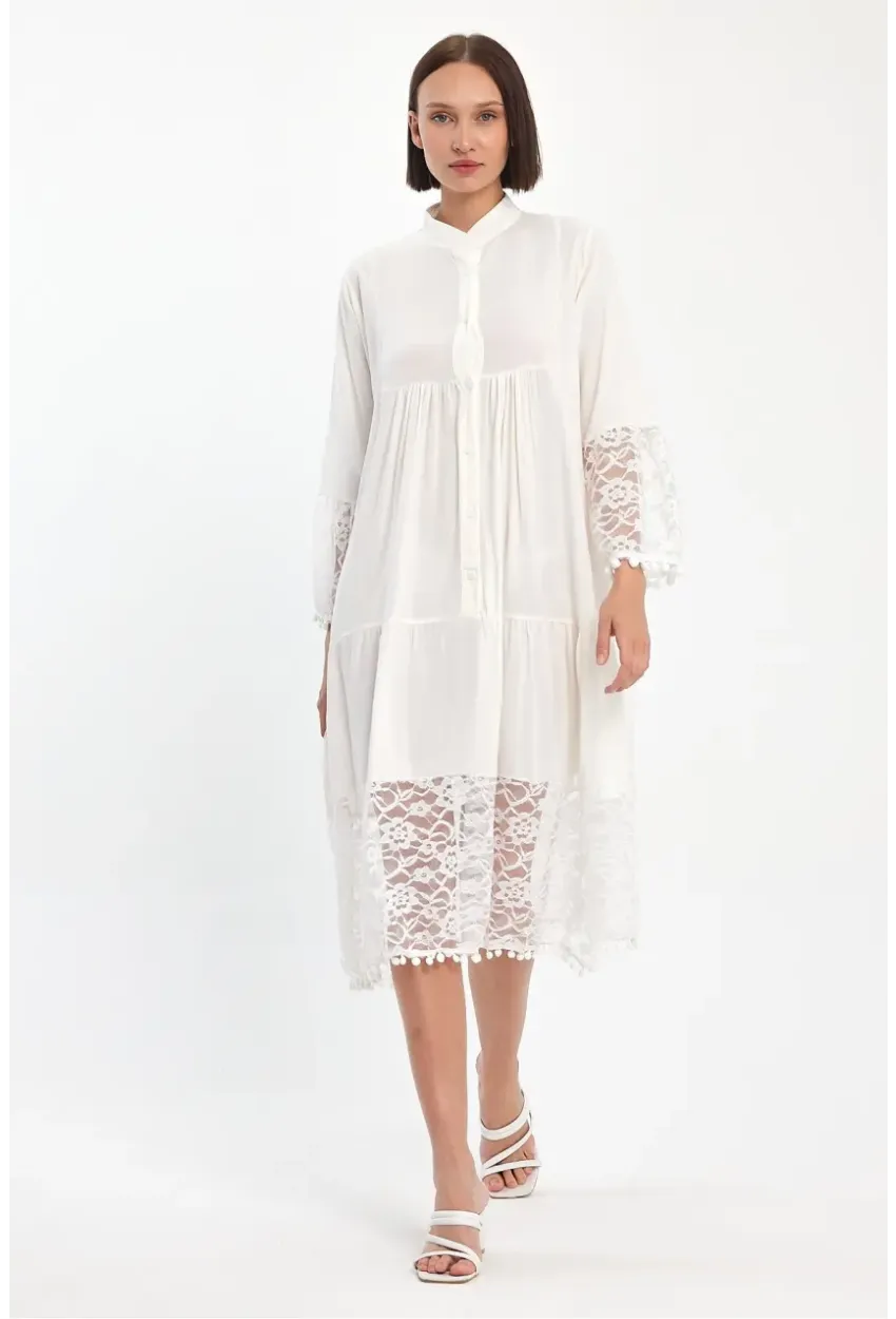 Beyaz Hakim Yaka Düğmeli Tül Detaylı Viskon Elbise